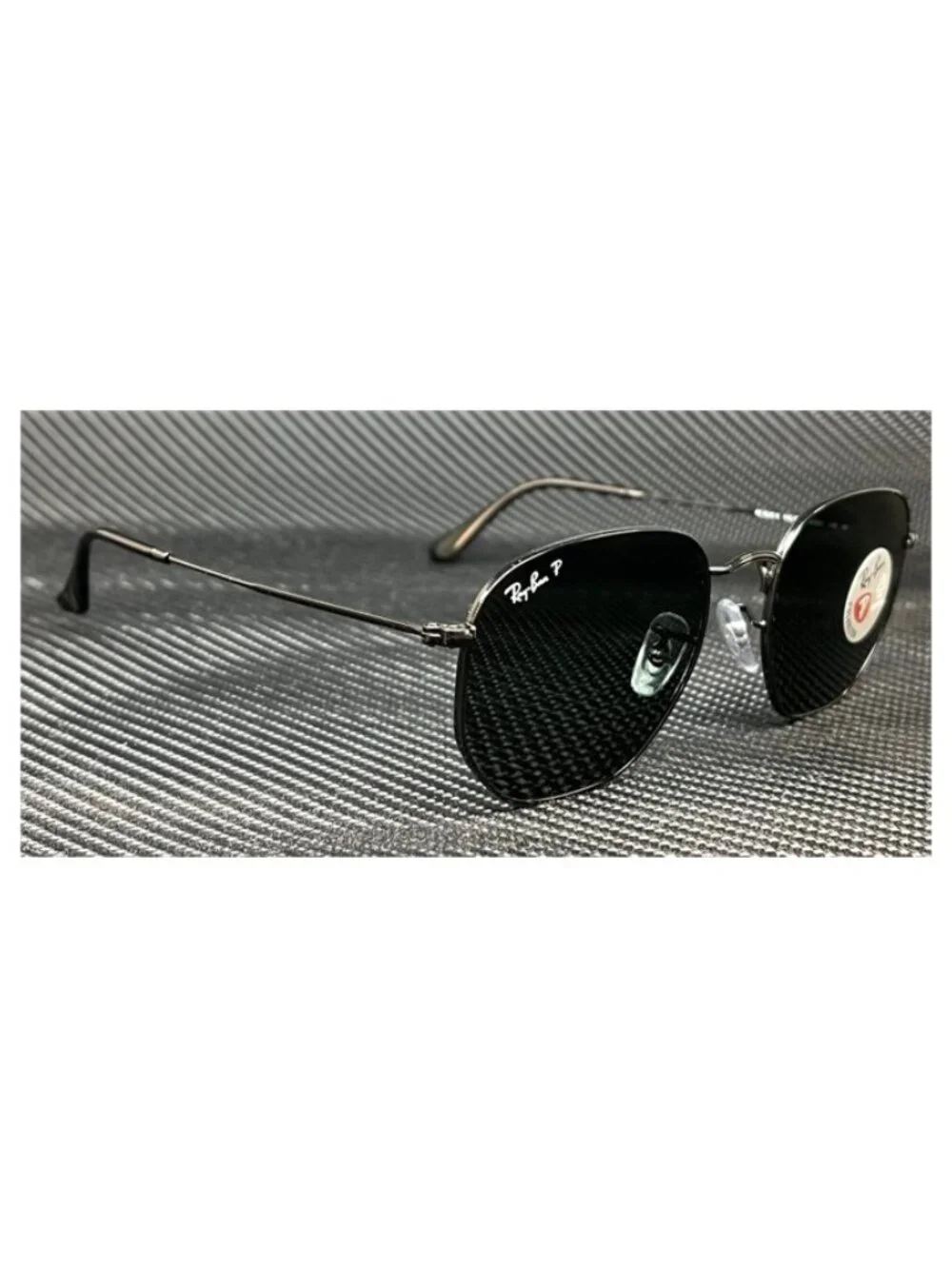 New Ray-Ban Men  Black Sunglasses  54- 21- 145